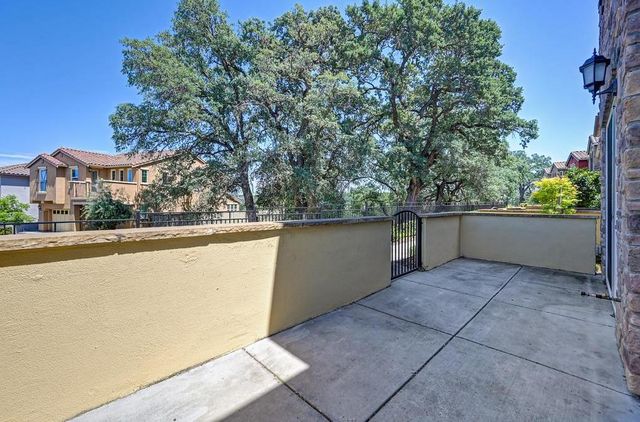 2001 Pasqual Dr, Roseville, CA 95661