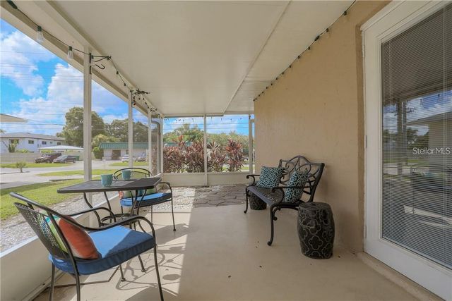 2907 HYDE PARK STREET, Sarasota, FL 34239