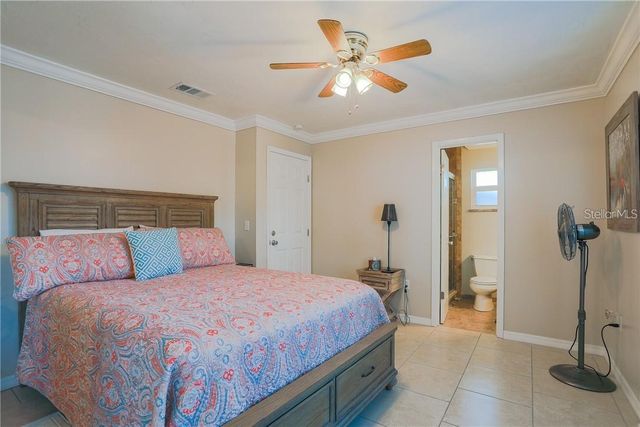 2907 HYDE PARK STREET, Sarasota, FL 34239