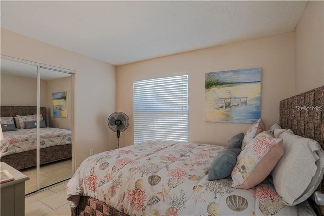 2907 HYDE PARK STREET, Sarasota, FL 34239