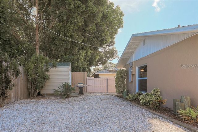 2907 HYDE PARK STREET, Sarasota, FL 34239
