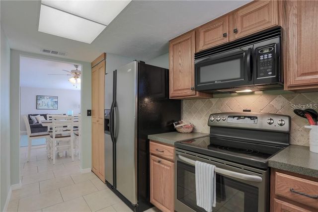 2907 HYDE PARK STREET, Sarasota, FL 34239