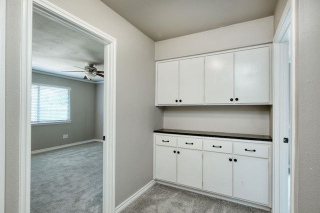 12226 Old Stage TRL, Austin, TX 78750