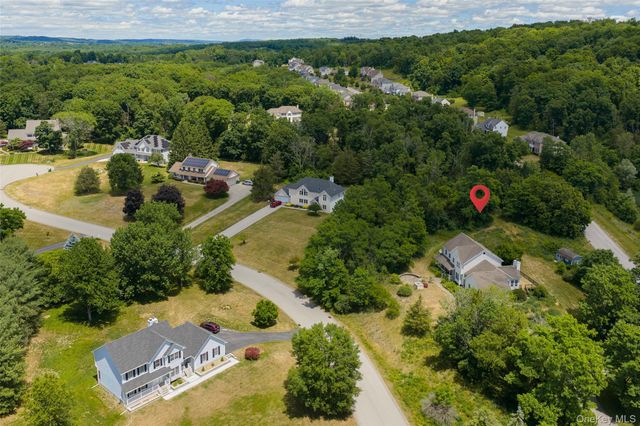 31 Hartstone Drive, Poughkeepsie, NY 12603