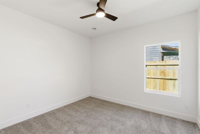 140 S Volutsia Ave, Wichita, KS 67211