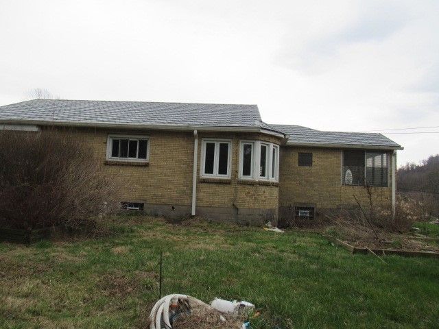 4022 Pittsburgh Road, Perry Twp, PA 15012