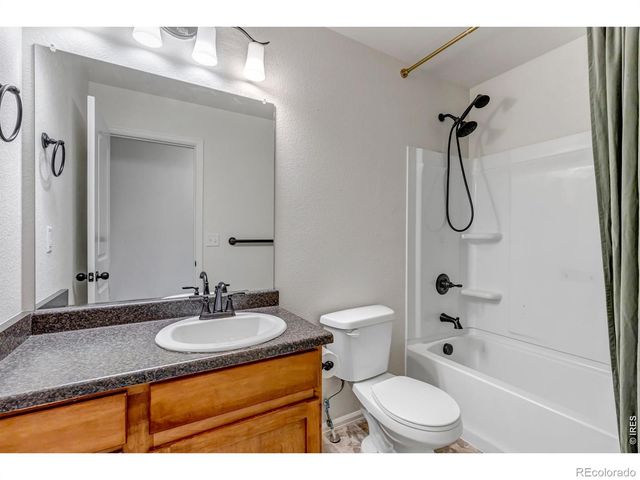 945 Maplebrook Drive, Windsor, CO 80550