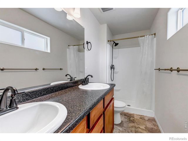 945 Maplebrook Drive, Windsor, CO 80550