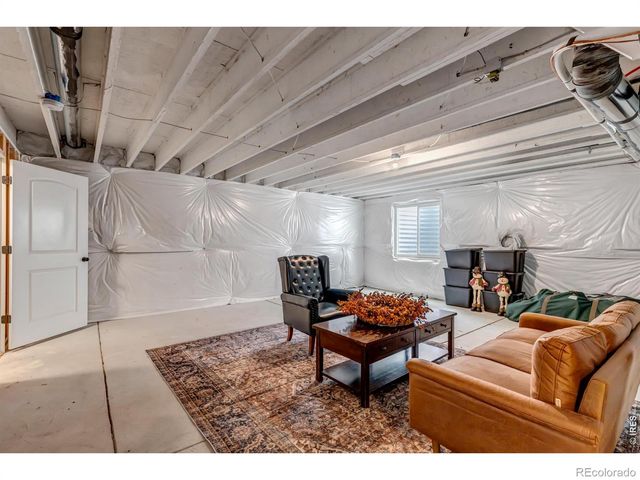 945 Maplebrook Drive, Windsor, CO 80550
