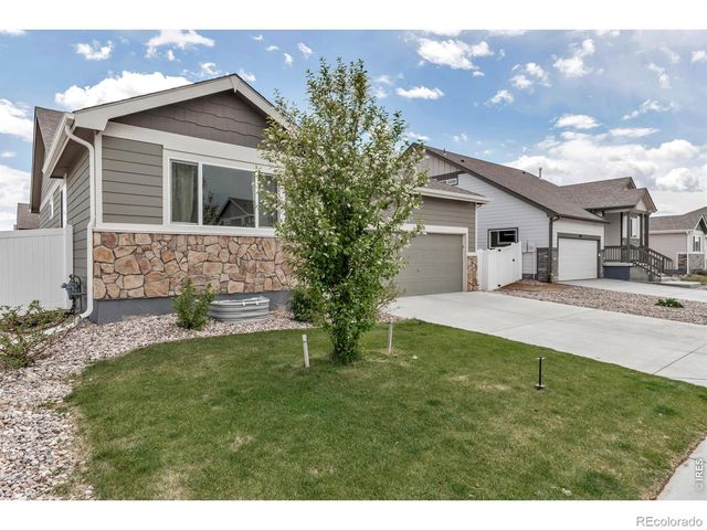 945 Maplebrook Drive, Windsor, CO 80550