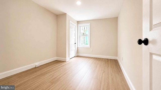 26 ELMHURST AVE, Trenton, NJ 08618