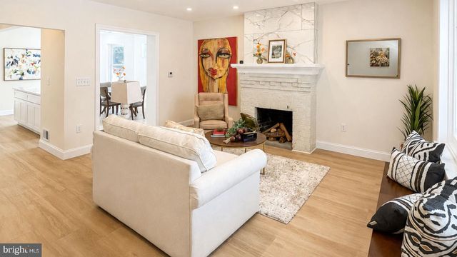 26 ELMHURST AVE, Trenton, NJ 08618