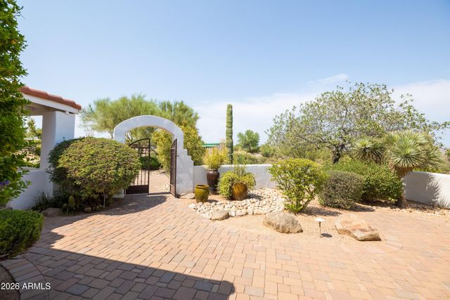 16117 E Red Bird Road, Scottsdale, AZ 85262