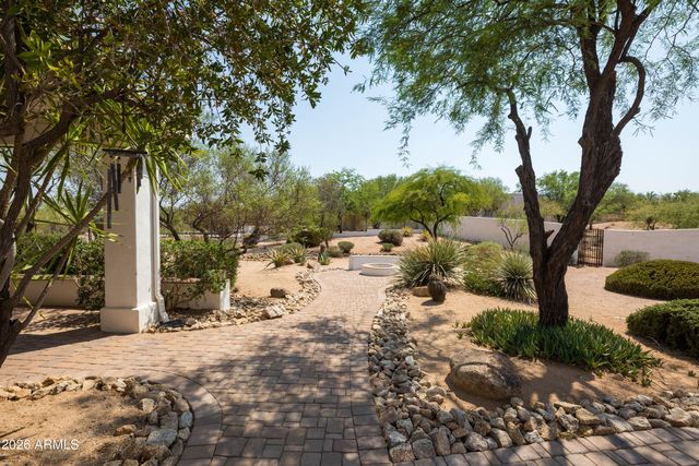 16117 E Red Bird Road, Scottsdale, AZ 85262