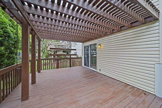 3325 Paradise Avenue, Hilliard, OH 43026