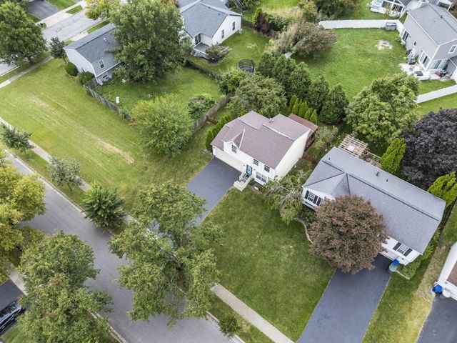 3325 Paradise Avenue, Hilliard, OH 43026