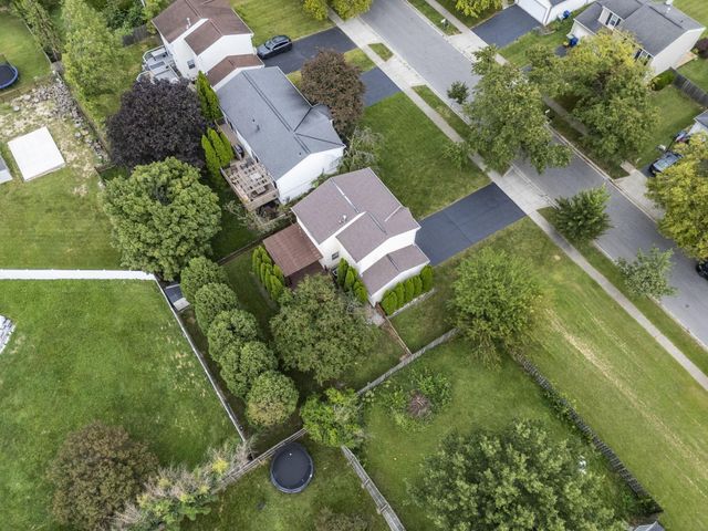 3325 Paradise Avenue, Hilliard, OH 43026