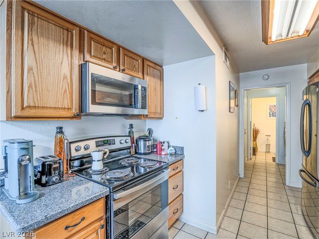 4522 Del Oro Drive, Las Vegas, NV 89102