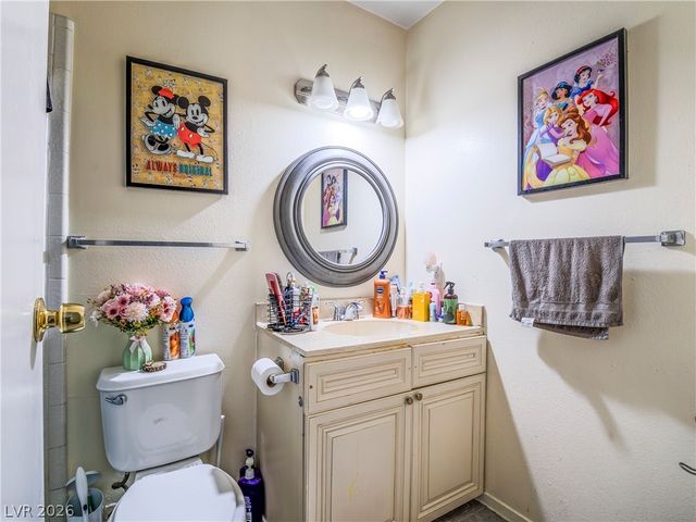 4522 Del Oro Drive, Las Vegas, NV 89102