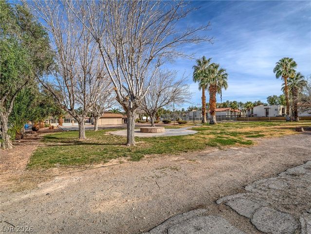 4522 Del Oro Drive, Las Vegas, NV 89102