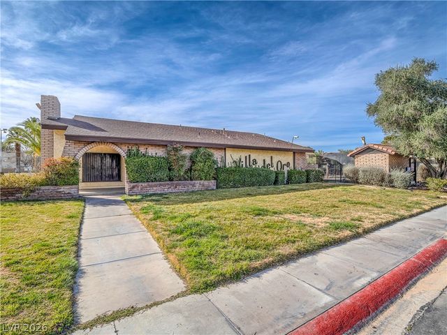 4522 Del Oro Drive, Las Vegas, NV 89102