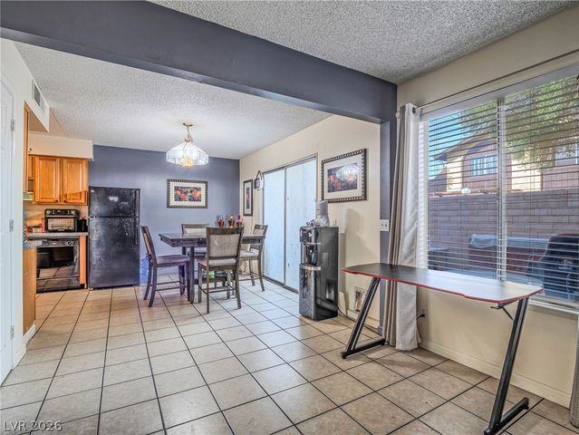 4522 Del Oro Drive, Las Vegas, NV 89102