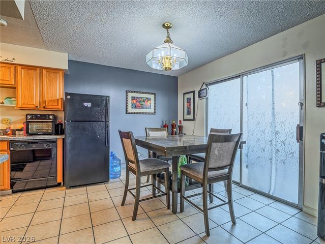 4522 Del Oro Drive, Las Vegas, NV 89102