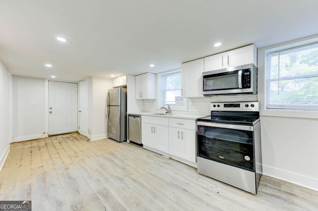 1914 North Avenue NW, Atlanta, GA 30318