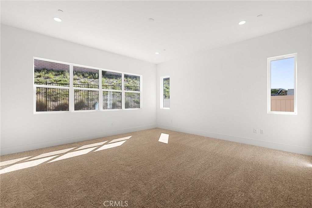 Image 9 of property listing at 32369 Daybrook Terrace, Temecula, CA 92591