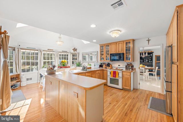 3 HAY RD, Tuckerton, NJ 08087