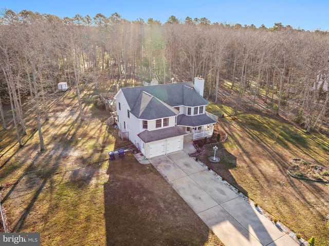 3 HAY RD, Tuckerton, NJ 08087