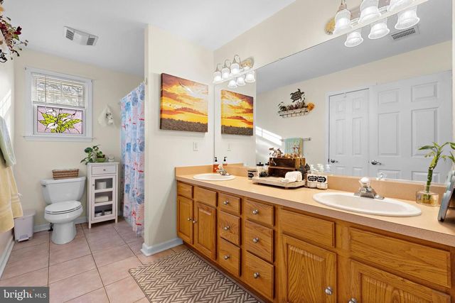 3 HAY RD, Tuckerton, NJ 08087