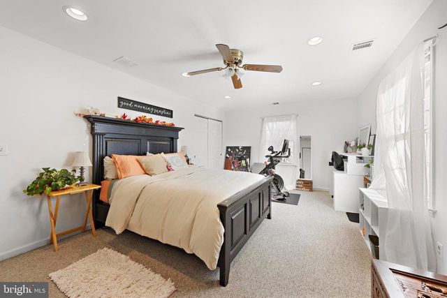 3 HAY RD, Tuckerton, NJ 08087