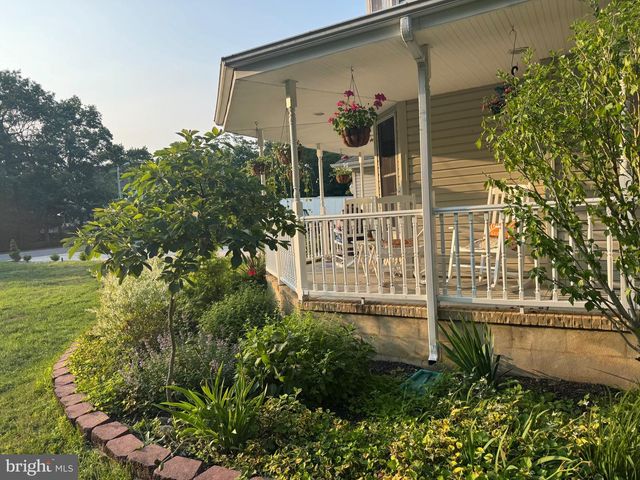 3 HAY RD, Tuckerton, NJ 08087