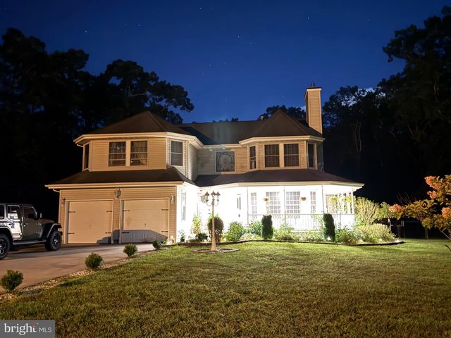 3 HAY RD, Tuckerton, NJ 08087