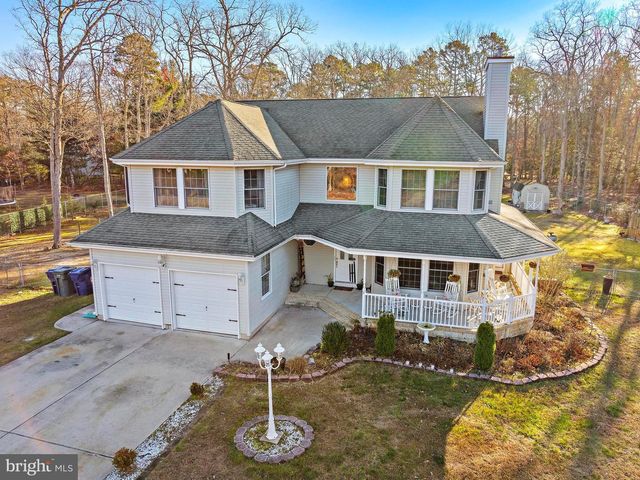 3 HAY RD, Tuckerton, NJ 08087