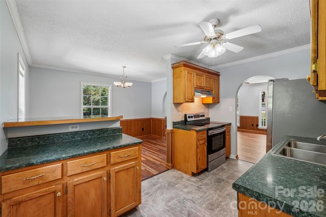 916 Long Branch Road, Grover, NC 28073