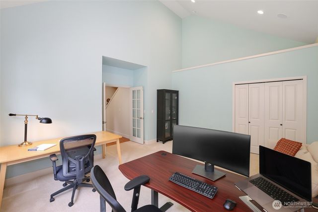 25846 NE 4th Place, Sammamish, WA 98074