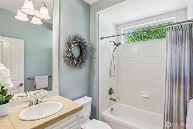 25846 NE 4th Place, Sammamish, WA 98074