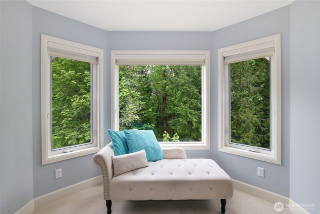 25846 NE 4th Place, Sammamish, WA 98074