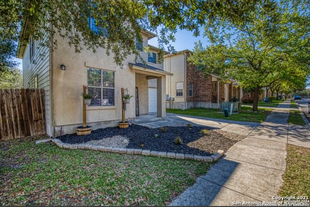 16138 Ambush Grv, San Antonio, TX 78247