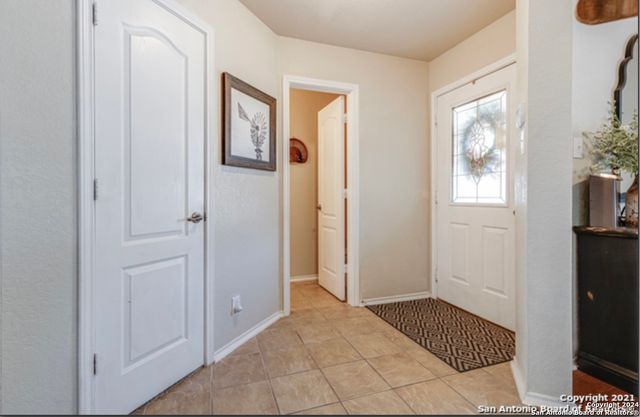 16138 Ambush Grv, San Antonio, TX 78247