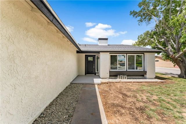 37247 Dalzell, Palmdale, CA 93550