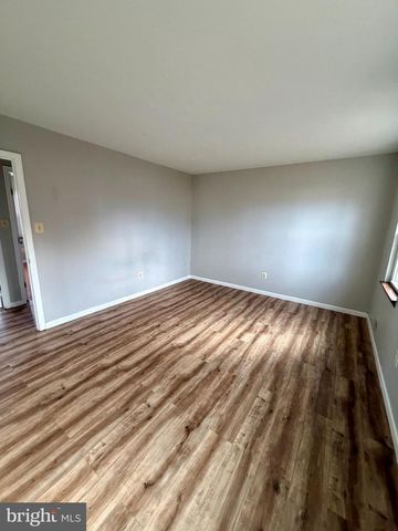 309 MISSOURI AVE, Herndon, VA 20170