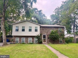 309 MISSOURI AVE, Herndon, VA 20170