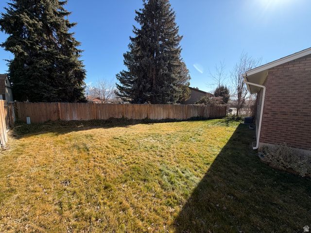 6454 S GARTH CIR, Taylorsville, UT 84129