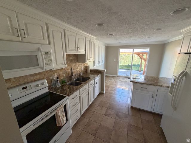 6454 S GARTH CIR, Taylorsville, UT 84129