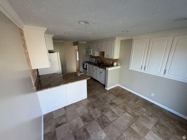 6454 S GARTH CIR, Taylorsville, UT 84129