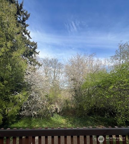 2111 Ponderosa Drive SE, Port Orchard, WA 98366