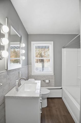 1440 92nd Avenue N, Brooklyn Park, MN 55444